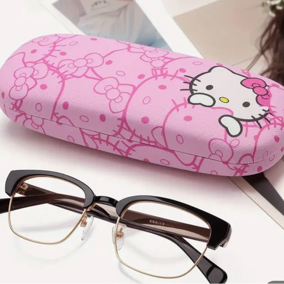 Sanrio Hello Kitty Pink Glasses Case NWOT - Picture 3 of 6
